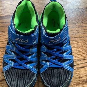 Fila boys size 3 athletic sneakers tennis shoes.